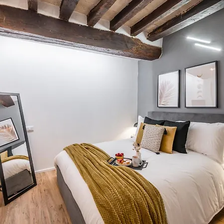 Appartamento Design In Centro A Modena, Pass Parcheggio Incluso, Ciao Bella Modena