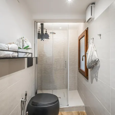 Apartment Design In Centro A Modena, Pass Parcheggio Incluso, Ciao Bella Modena