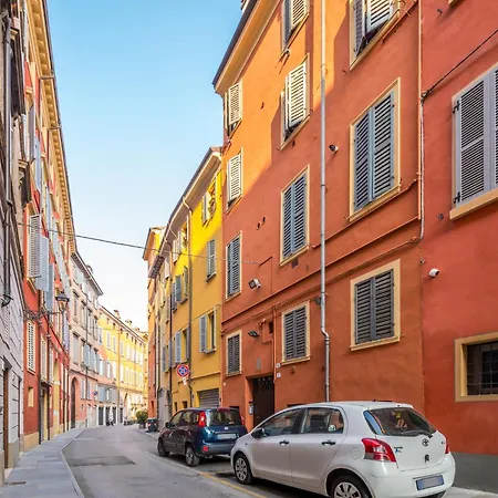 Appartement Design In Centro A Modena, Pass Parcheggio Incluso, Ciao Bella *
