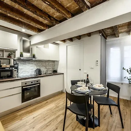 Design In Centro A Modena, Pass Parcheggio Incluso, Ciao Bella Apartament *