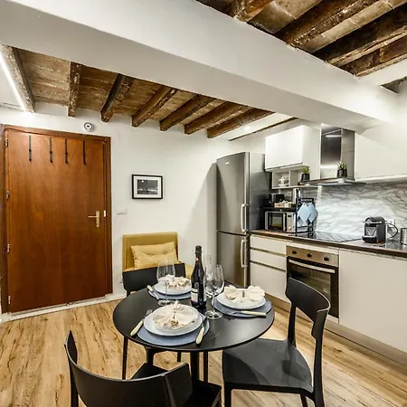 Apartament Design In Centro A Modena, Pass Parcheggio Incluso, Ciao Bella