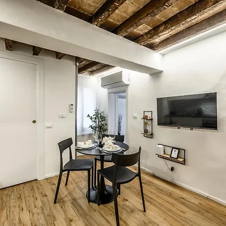 Design In Centro A Modena, Pass Parcheggio Incluso, Ciao Bella アパート