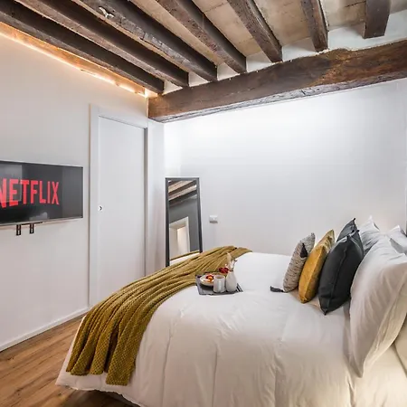 Design In Centro A Modena, Pass Parcheggio Incluso, Ciao Bella *