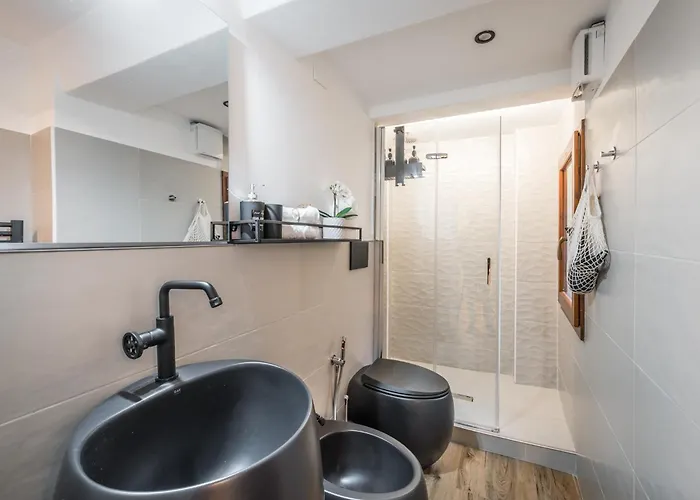 Διαμέρισμα Design In Centro A Modena, Pass Parcheggio Incluso, Ciao Bella