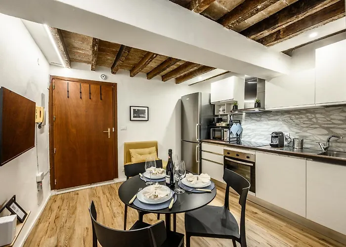 Διαμέρισμα Design In Centro A Modena, Pass Parcheggio Incluso, Ciao Bella